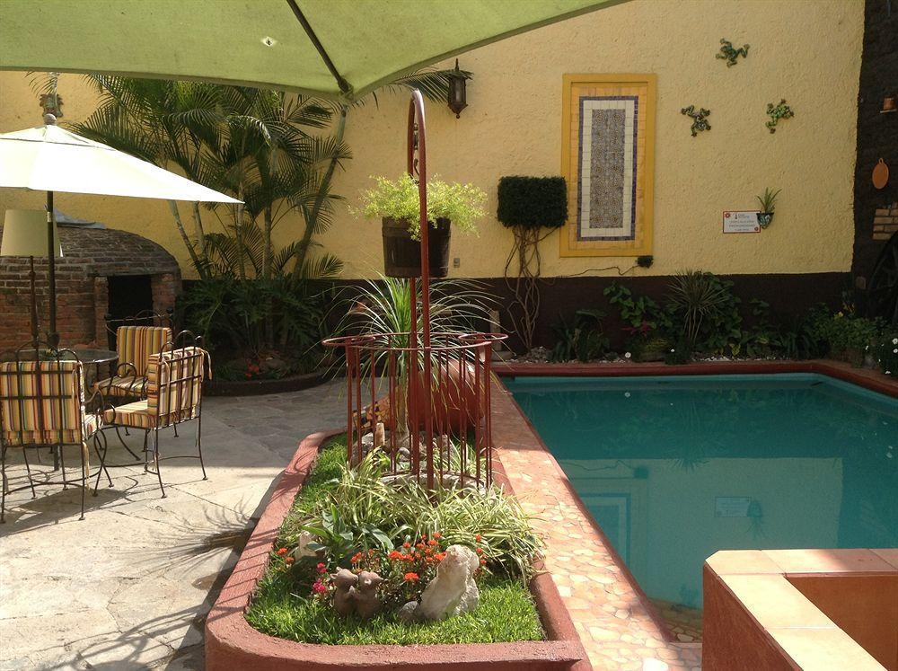 Hotel Casa Armonia Tlaquepaque Exteriör bild