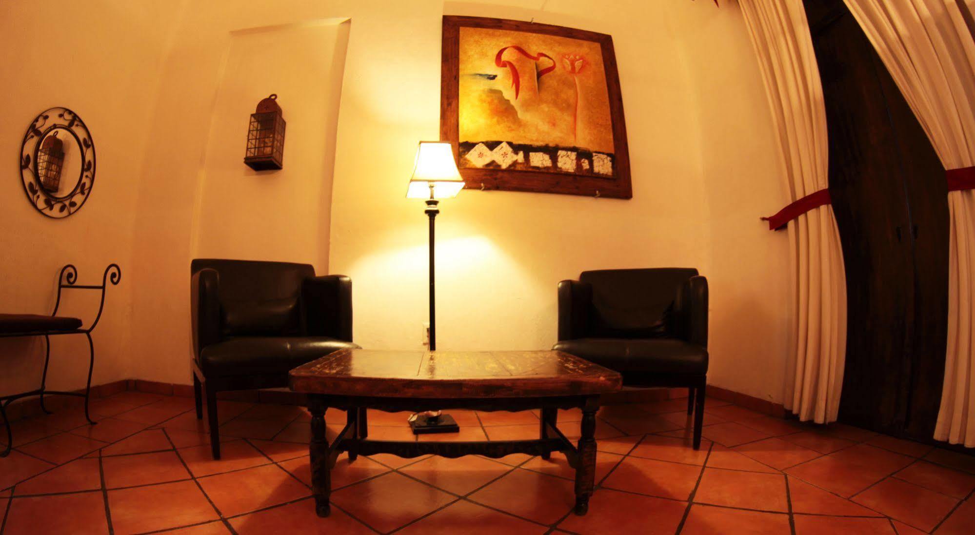 Hotel Casa Armonia Tlaquepaque Exteriör bild